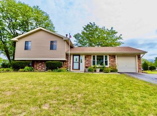 3955 Marine Dr, Hanover Park, IL 60133