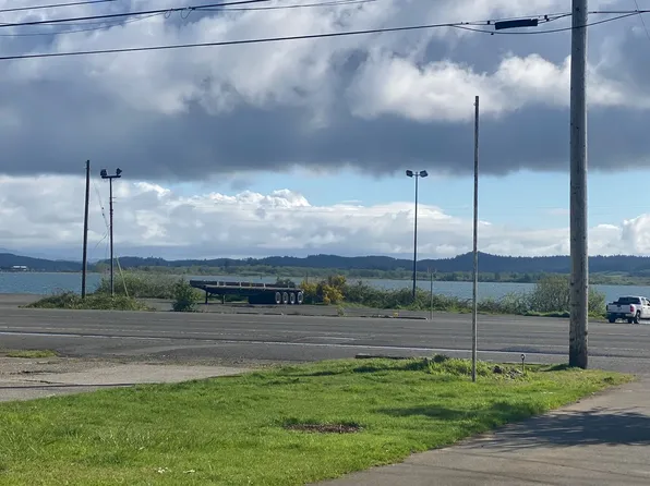 669 W Marine Dr, Astoria, OR 97103, 669 W Marine Dr APT 1, Astoria, OR 97103