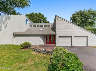 323 Riverside Ave, Riverside, CT 06878