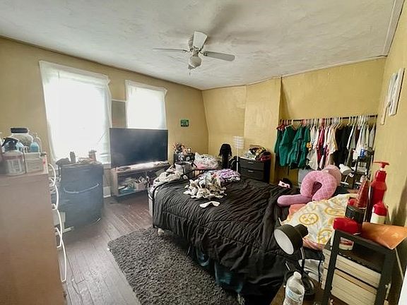5th image of 810 Gearing Ave