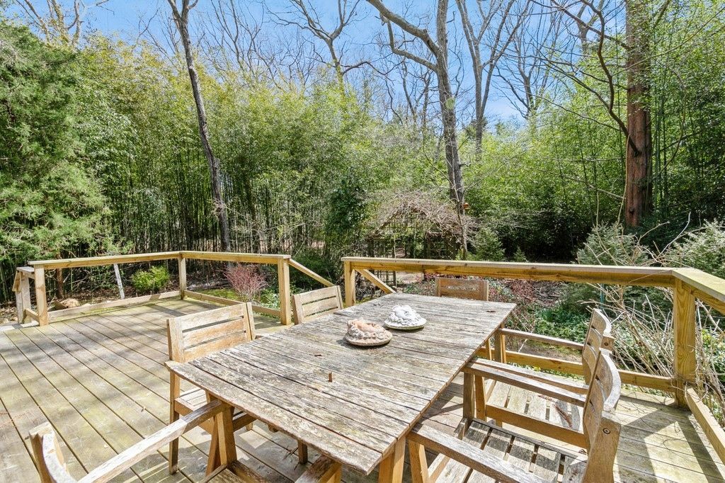  Rear deck