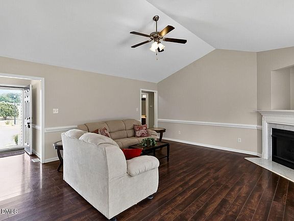 5th image of 292 Middle Landing Dr