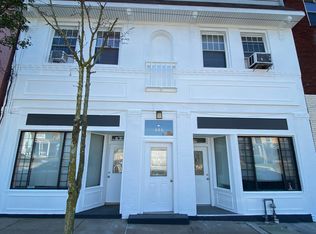 626 California Ave APT 1A, Pittsburgh, PA