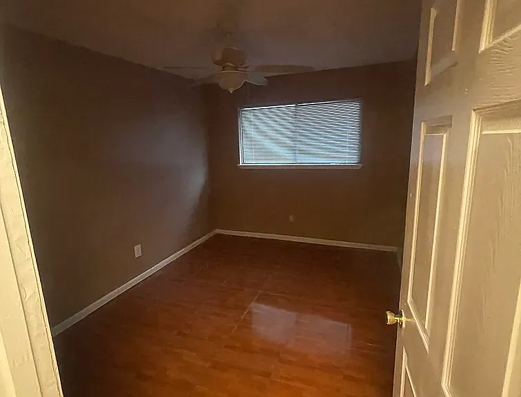 11526 Hornbrook Dr — Photo 3