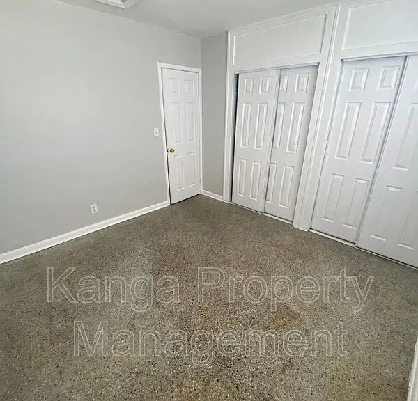 3716 Henry Ave — Photo 16