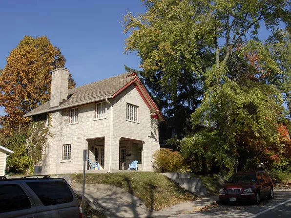 611 N Washington St, Bloomington, IN 47408