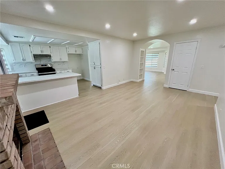 759 E Avenue J6 — Photo 18