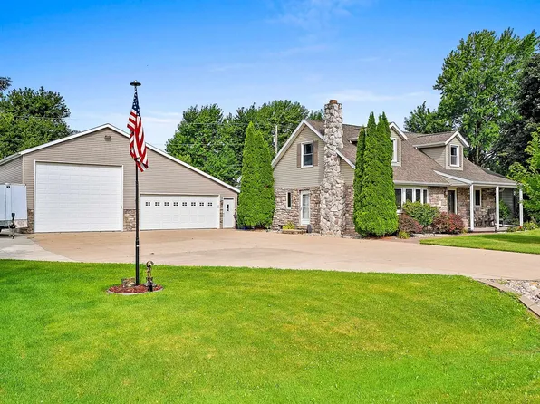 3325 Irene St, Appleton, WI 54913