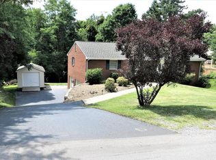 160 Stayman Rd, Roanoke, VA 24019