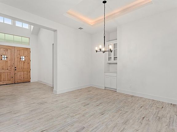 3rd image of 3200-6 Pinnacle Club Dr