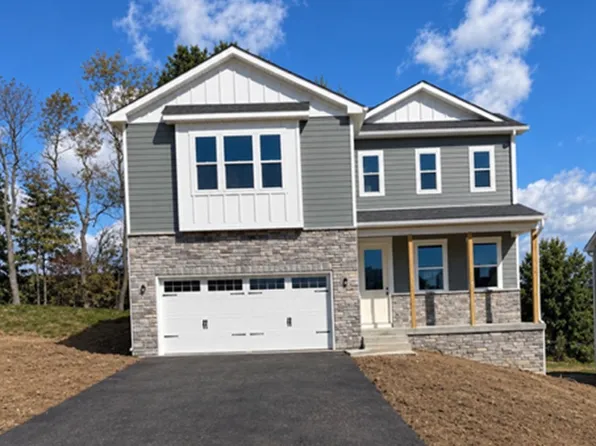 1012 Blueberry Dr, Indianola, PA 15051