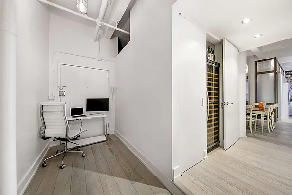 Sold by Mont Sky Real Estate | media 9