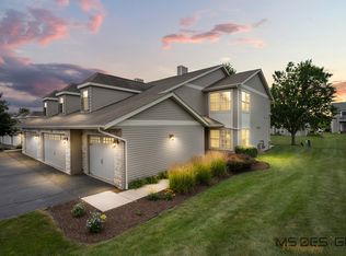 967 Arvle Cir #967, Sycamore, IL 60178