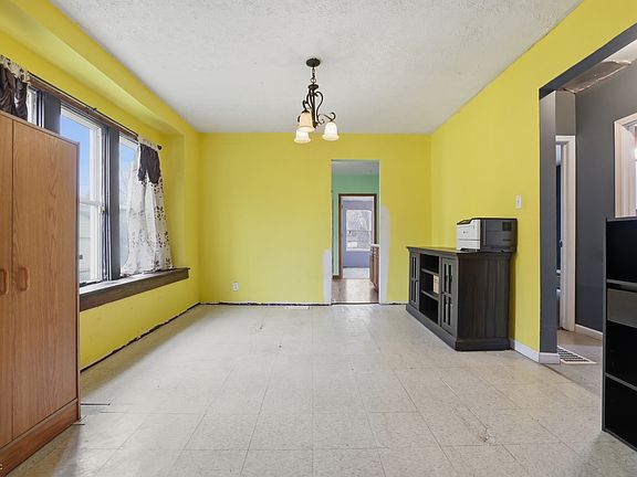 5th image of 338 S Rural St
