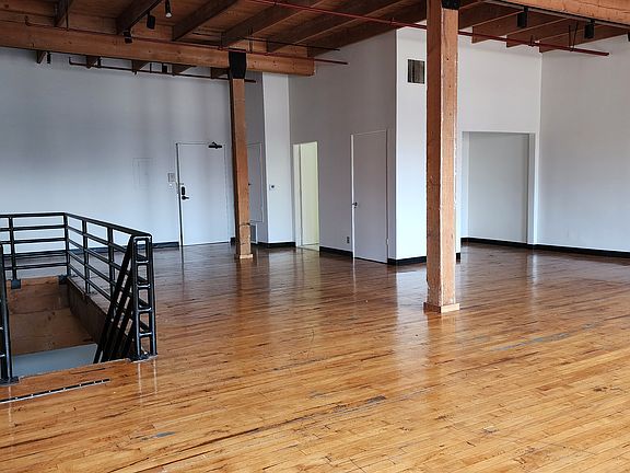 3rd image of 923 E 3rd St Suite 303