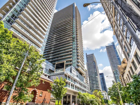 195 Redpath Ave #1612, Toronto, ON M4P 0E4
