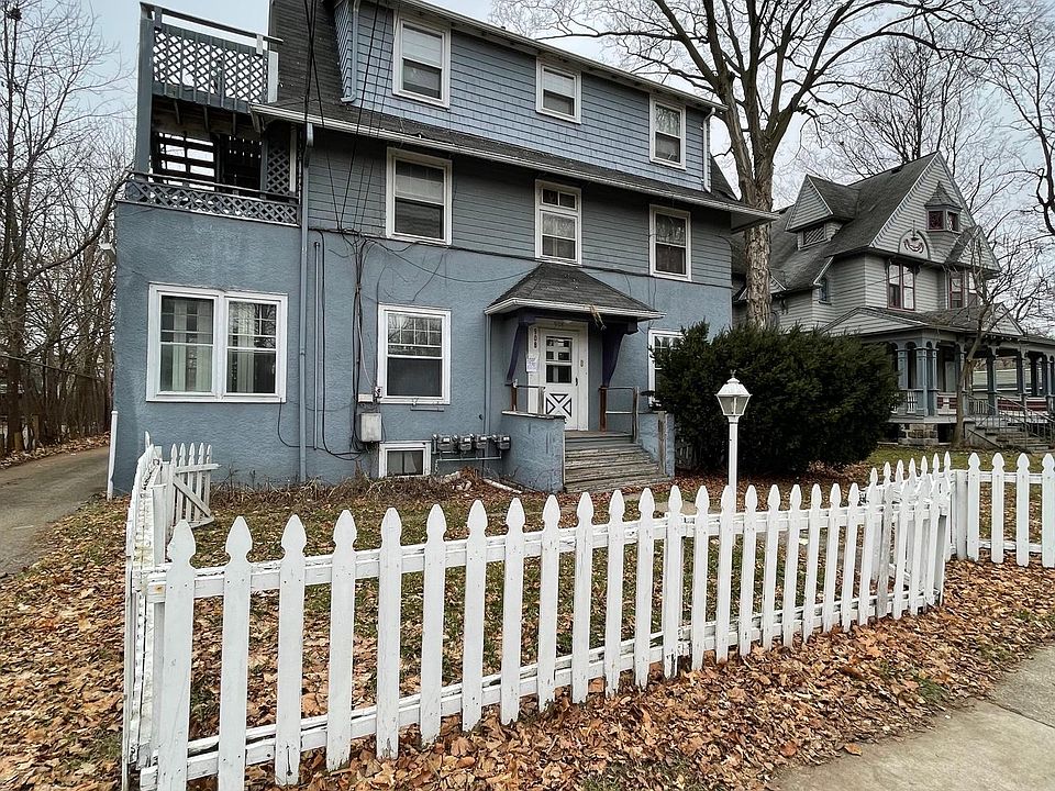 1st image of 908 S Park St #1