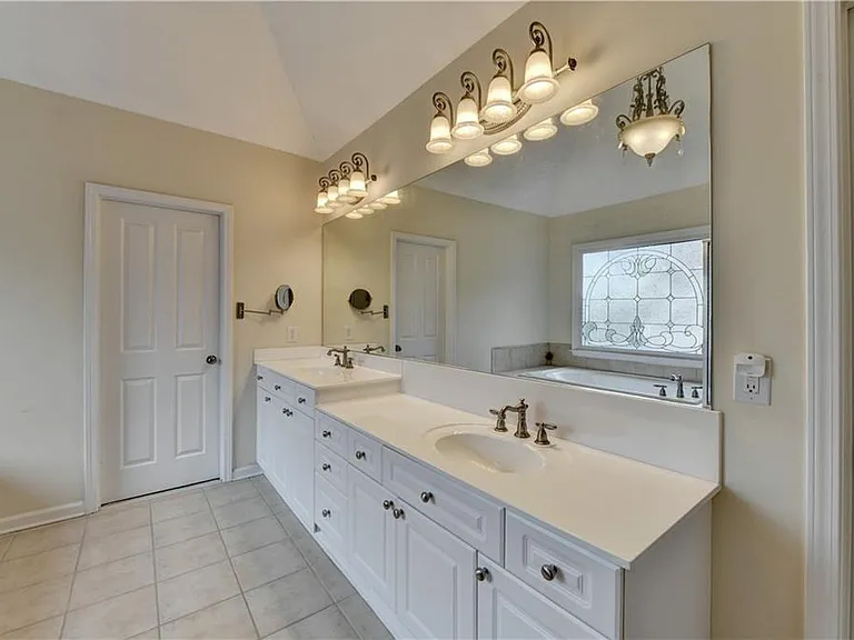 6339 Grand Loop Rd — Photo 19