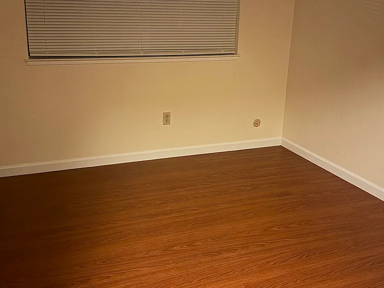 3073 Edison Ave — Photo 2