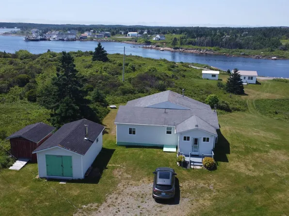 130 Pellerin Rd, Larrys River, NS B0H 1T0