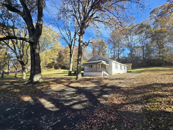 2256 Waring Rd NW, Dalton, GA 30721