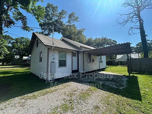 1811 N Cutting Ave Photo 1