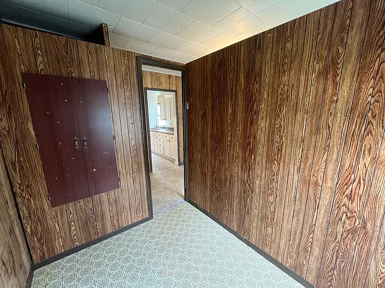 310 W Arnold St — Photo 10