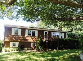 20 Elmwood Dr, Seymour, CT 06483