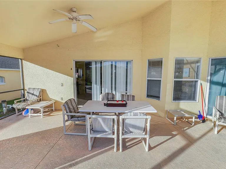 548 Old Bridge Cir — Photo 21