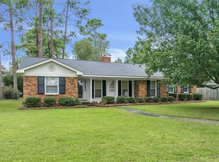 2111 Robinhood Dr, Leesburg, GA 31763