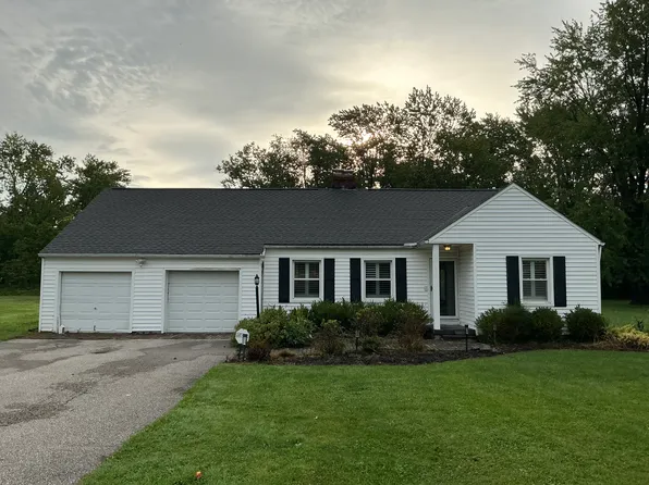 3653 Brainard Rd, Woodmere, OH 44122