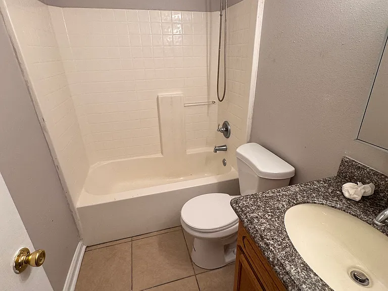 3221 Golden Dr #D — Photo 10