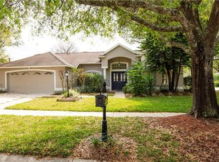 9705 Dunscroft Ln, Tampa, FL 33626