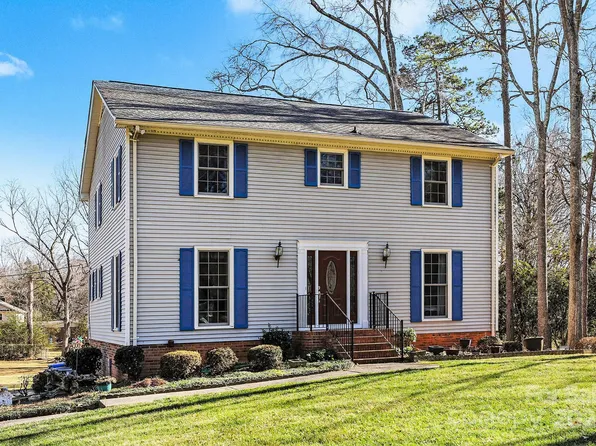 7230 Canterway Dr, Mint Hill, NC 28227