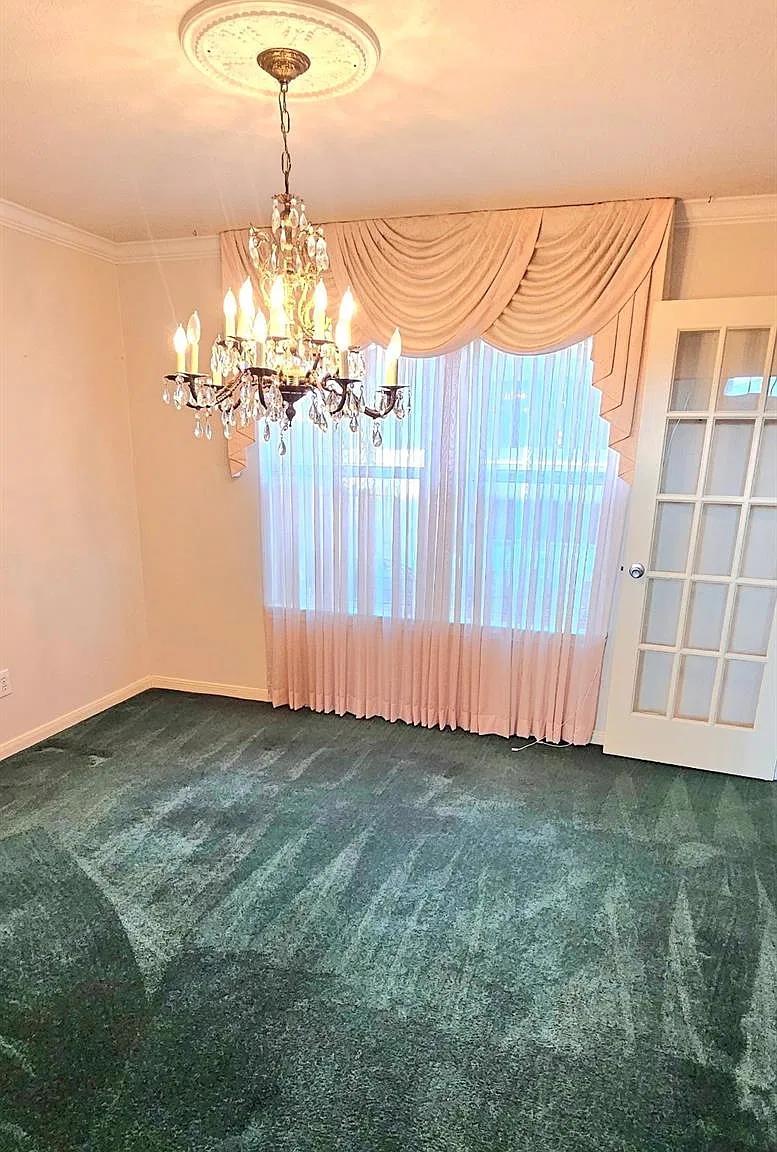 3 bed, 2.5 bath, 1729 sqft, $1,700 — Photo 4