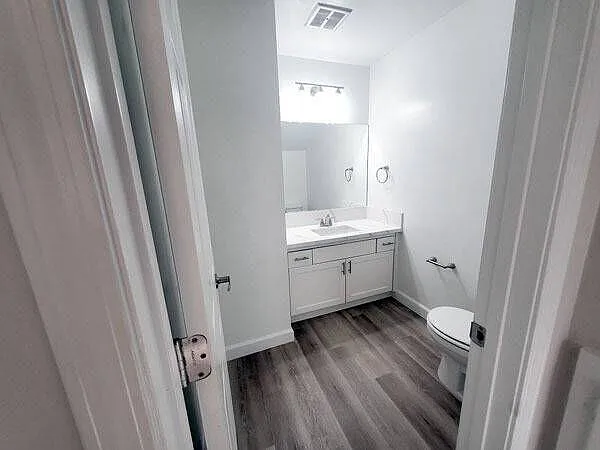 Latitude Ii — Photo 25