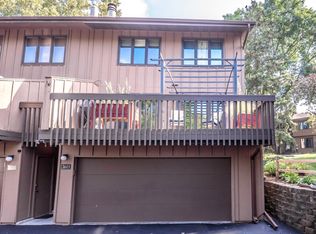 2611 Sumac Rdg, White Bear Lake, MN 55110