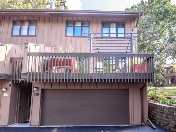 2611 Sumac Rdg, White Bear Lake, MN 55110