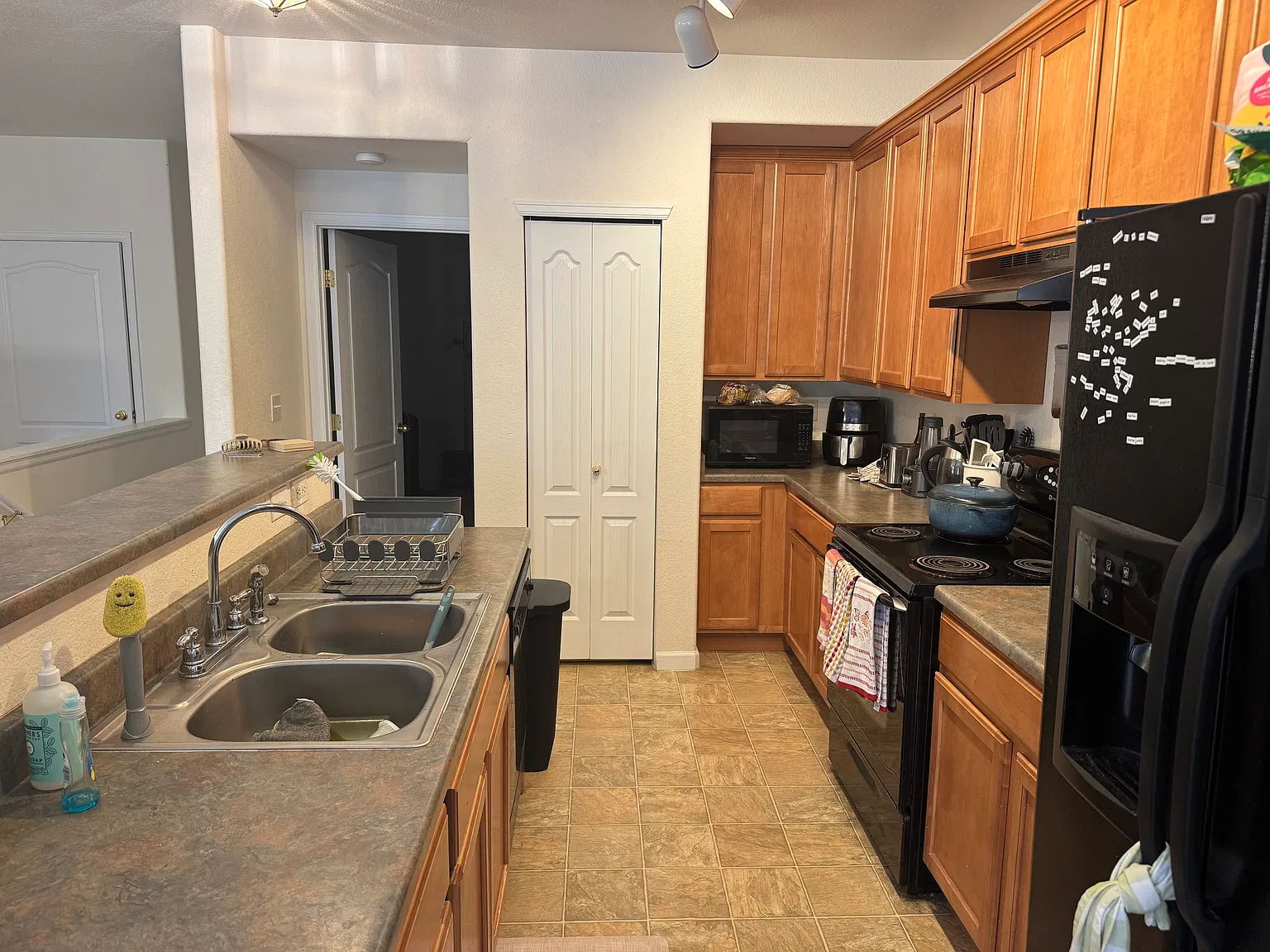 2 bed, 1313 sqft, $2,380 — Photo 4