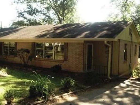 3985 Christopher Dr, Birmingham, AL 35243