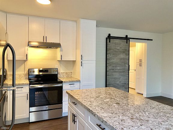 3rd image of 4184 32nd St APT 5
