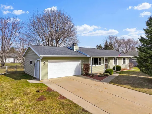1127 N Taylor St, Green Bay, WI 54303