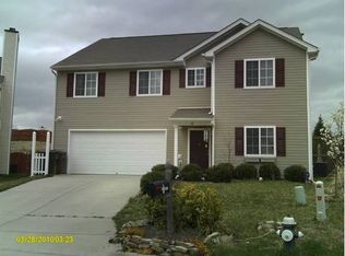 19 Elsworth Ct, Mc Leansville, NC 27301