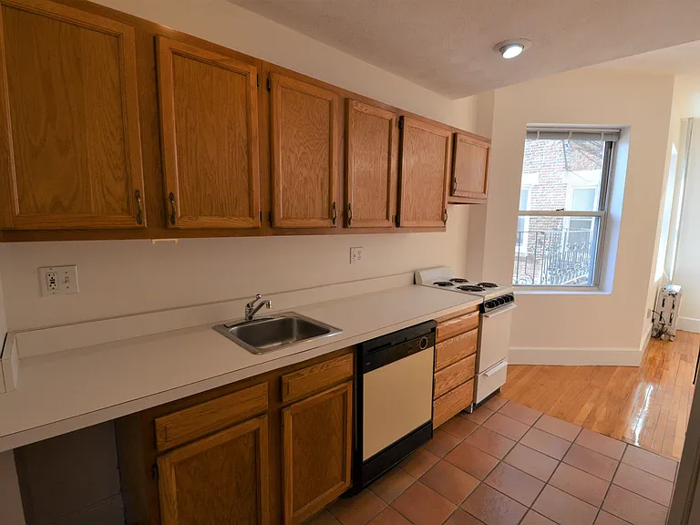67 Symphony Rd #205 — Photo 12