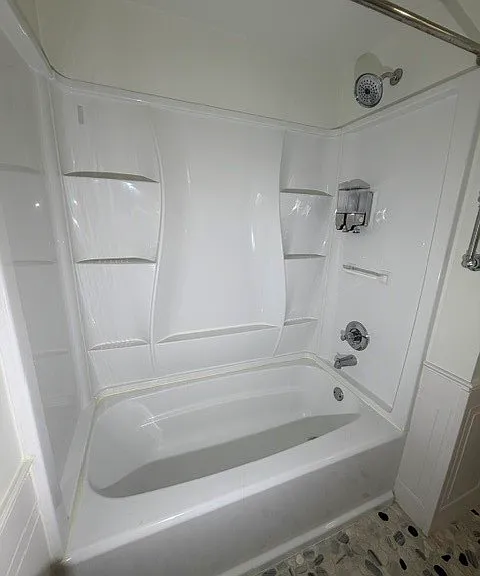 107 Grover Ave #A — Photo 24