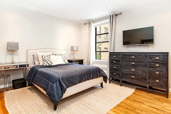 Sold by Compass | media 11