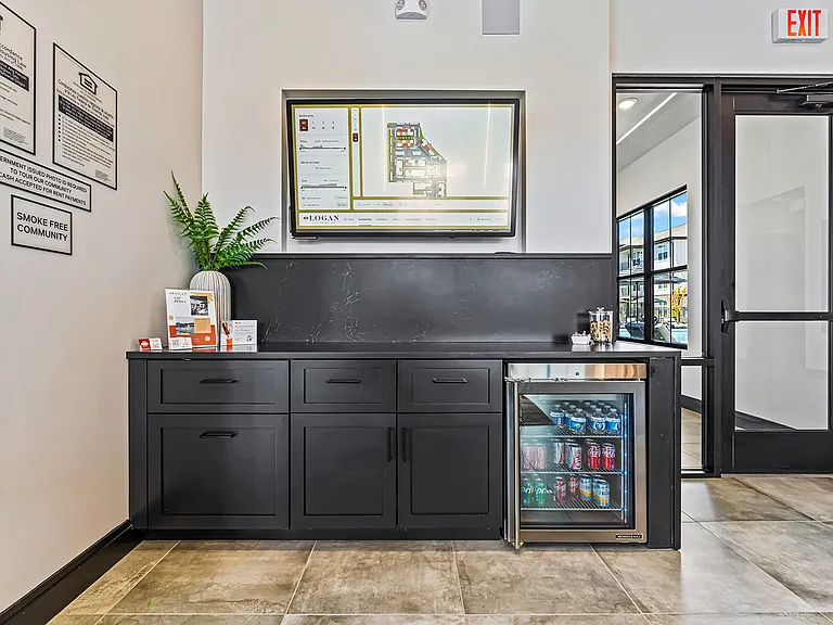 The Logan Luxury Apartments — Photo 37