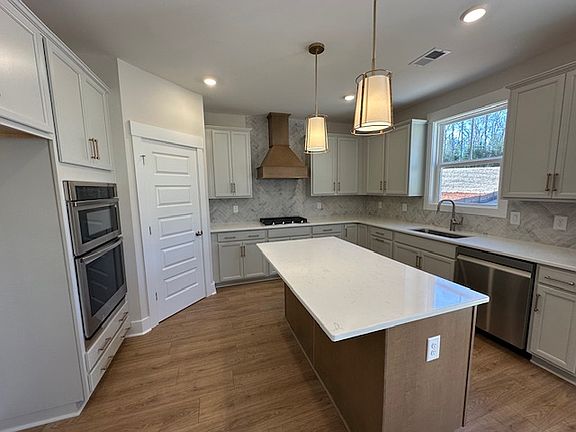 6th image of this home