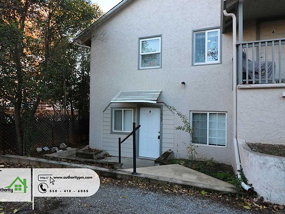 2nd image of 1907 Grace Ave #B