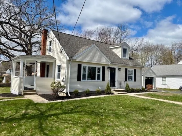 44 Cross St, Brockton, MA 02301